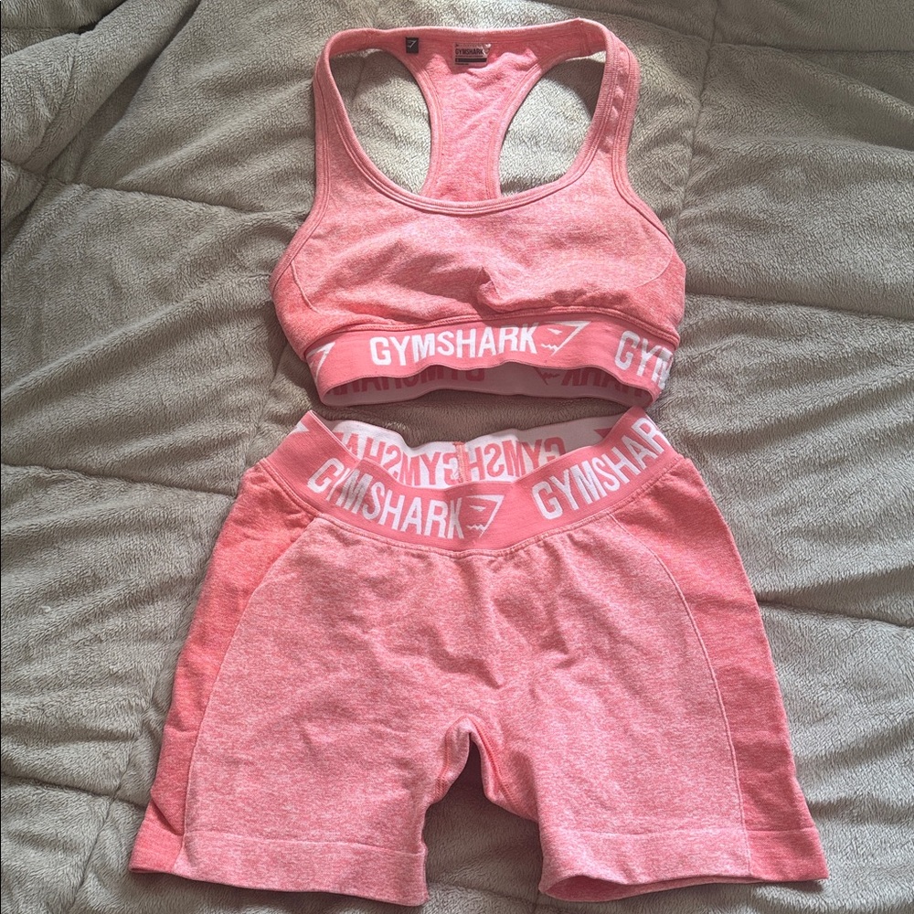 Gymshark Coral Flex Shorts & Bra Set